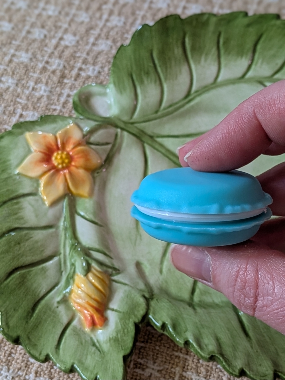 Blue Macaroon Pin Surprise - Picture 3 of 4